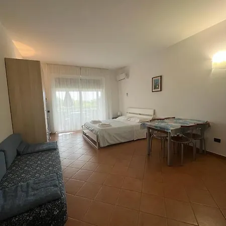 Aparthotel Jonio Vacanze 3*