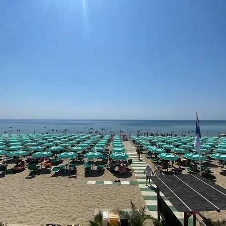Jonio Vacanze Aparthotel 3*